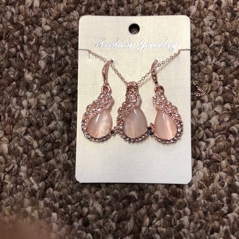 Necklace and earrings